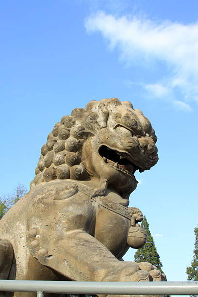 istock Stone lion, ancient Chinese traditional arts and crafts 183493225