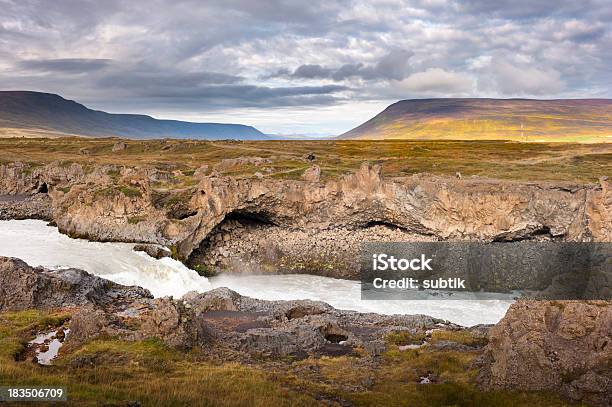 Cascate Godafoss - Fotografie stock e altre immagini di Acqua - Acqua, Ambientazione esterna, Cascata