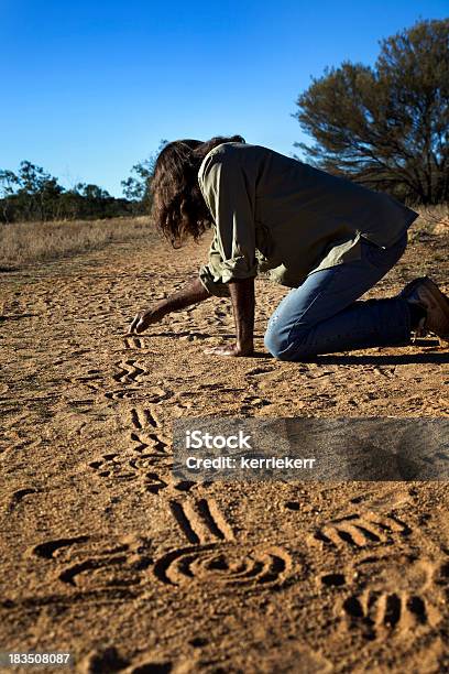 Foto de Homem Aborígene e mais fotos de stock de Austrália - Austrália, Cultura aborígene australiana, Etnia Aborígene Australiana