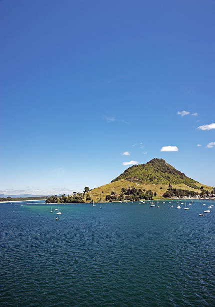 vulcão tauranga nova zelândia - tauranga imagens e fotografias de stock