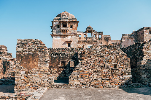 Jehangir Mahal (Orchha Fort) in Orchha, Madhya Pradesh, India. View through an arch is located in the Orchha town in the Indian state of Madhya Pradesh.