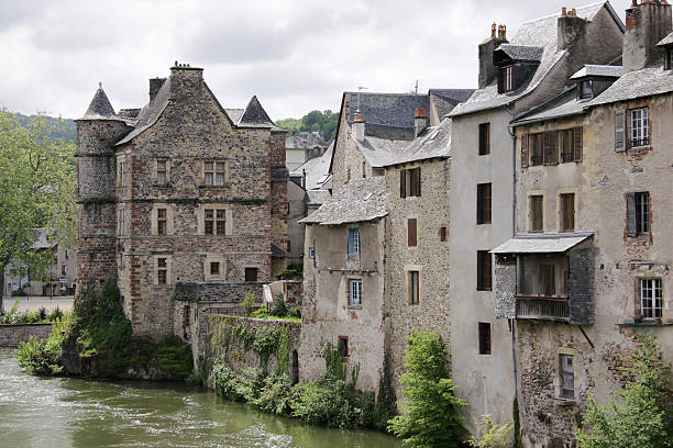 istock Ancient buildings in Espalion, France. 183515073