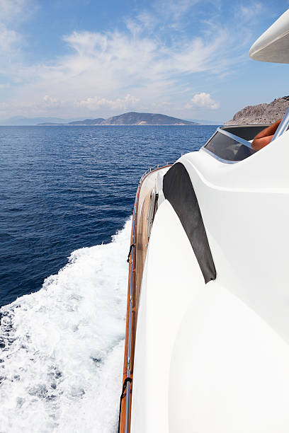 istock Luxury yacht sailing at high speed through the islands 183523241