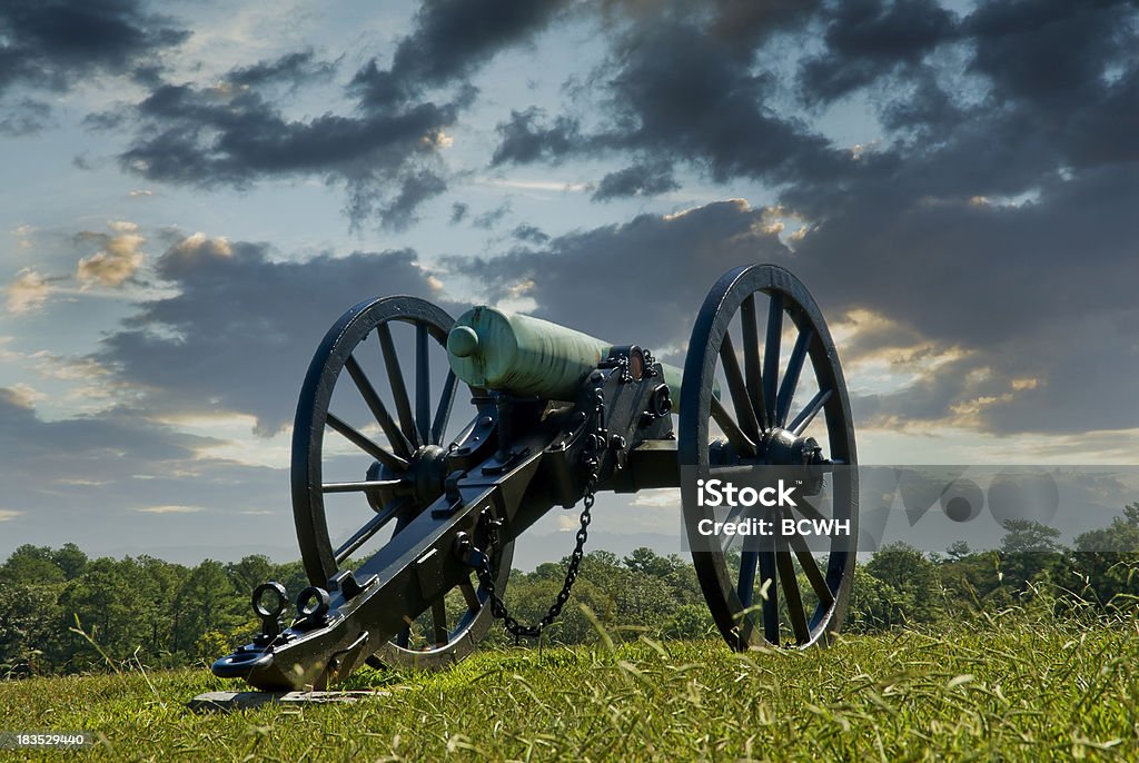 Guerra Civil Battlefields-Cannon ao pôr do sol - Royalty-free Campo de Batalha Foto de stock