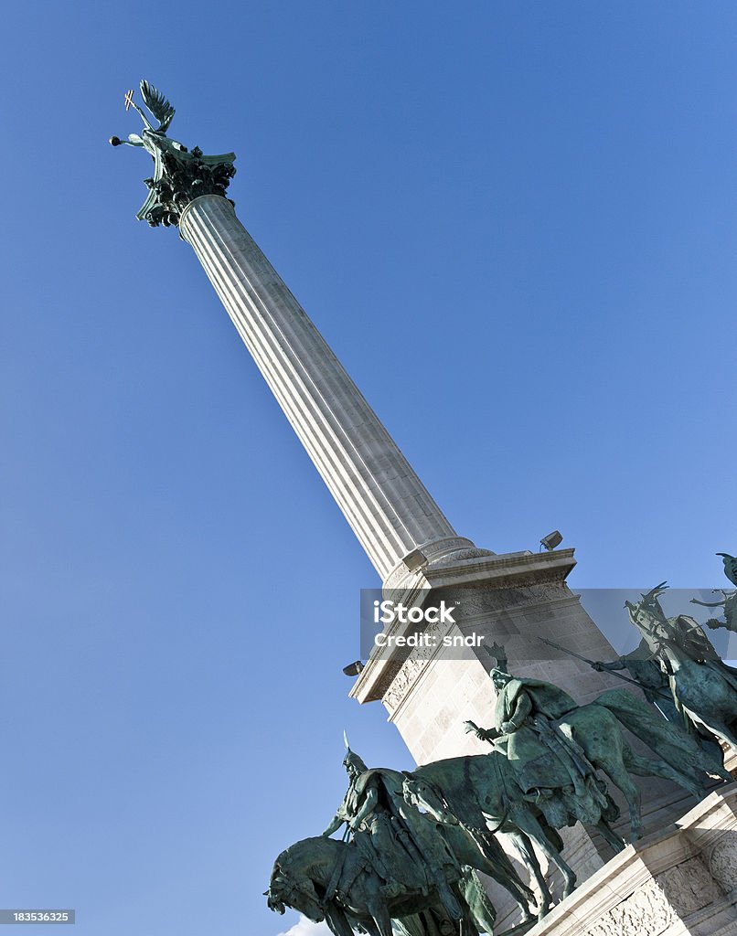 Plaza de los héroes Budapest - Foto de stock de Arquitectura libre de derechos