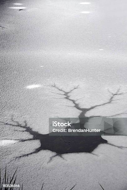 Photo libre de droit de Cratère Dimpact banque d'images et plus d'images libres de droit de Aiguille rocheuse - Aiguille rocheuse, Blanc, Canada