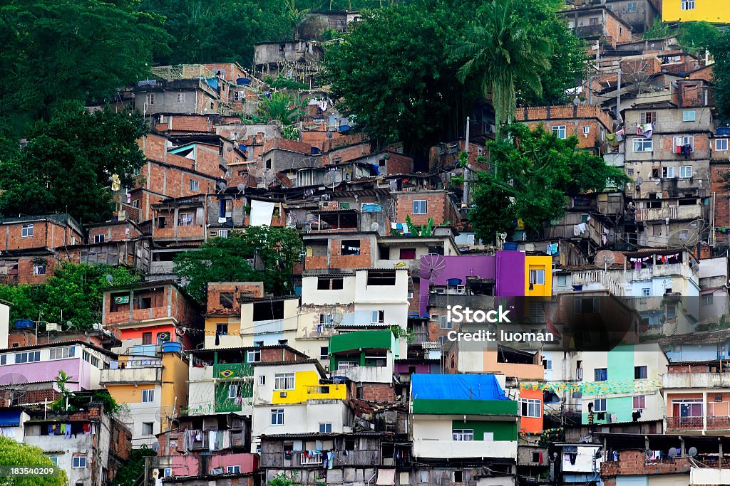 No Rio de Janeiro, Favela - Foto de stock de Amontoamento royalty-free