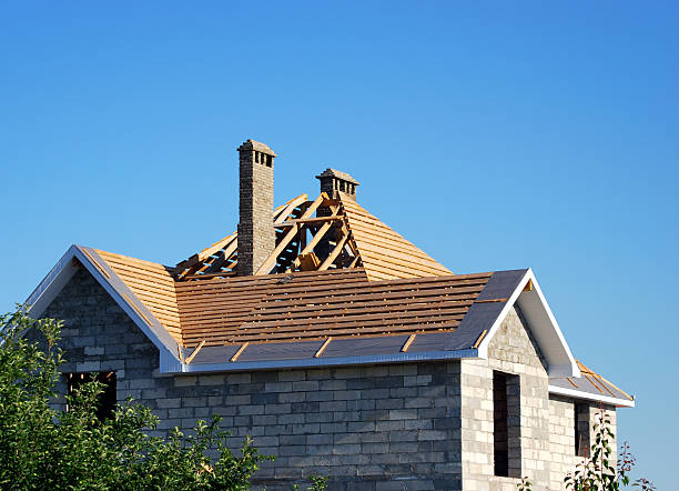 casa en construcción - roof batten fotografías e imágenes de stock