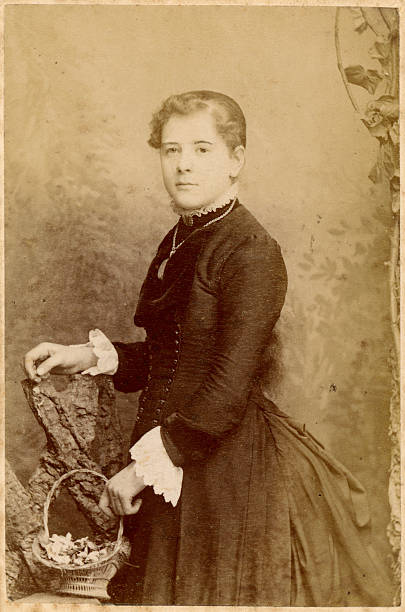 istock Young Victorian Woman Old Photograph 183541674