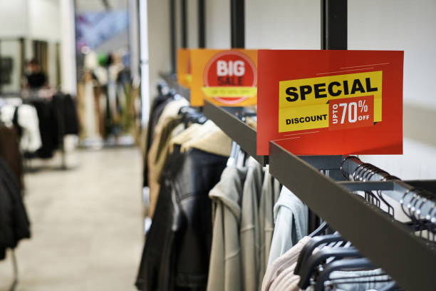 istock Big Sale at Shop 1835592886