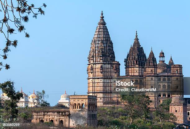 Tempio Chaturbhuj Al Tramonto In India Orchha - Fotografie stock e altre immagini di Architettura - Architettura, Asia, Calore - Concetto