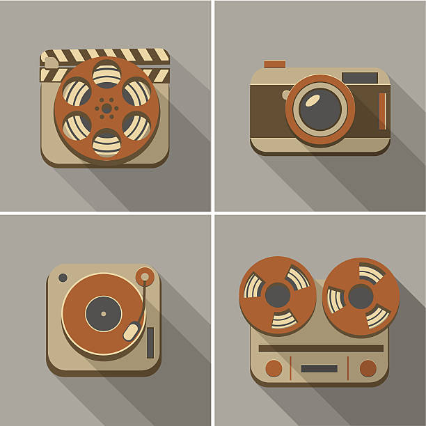 ilustraciones, imágenes clip art, dibujos animados e iconos de stock de retro con iconos de arte - art movie retro revival camera