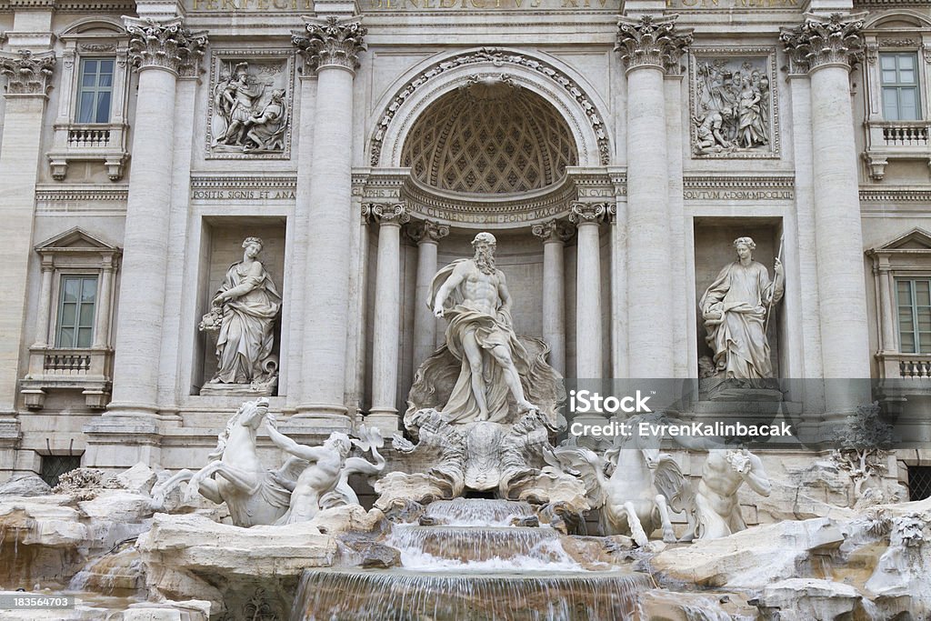 Fontana di Trevi - Foto de stock de Alívio royalty-free