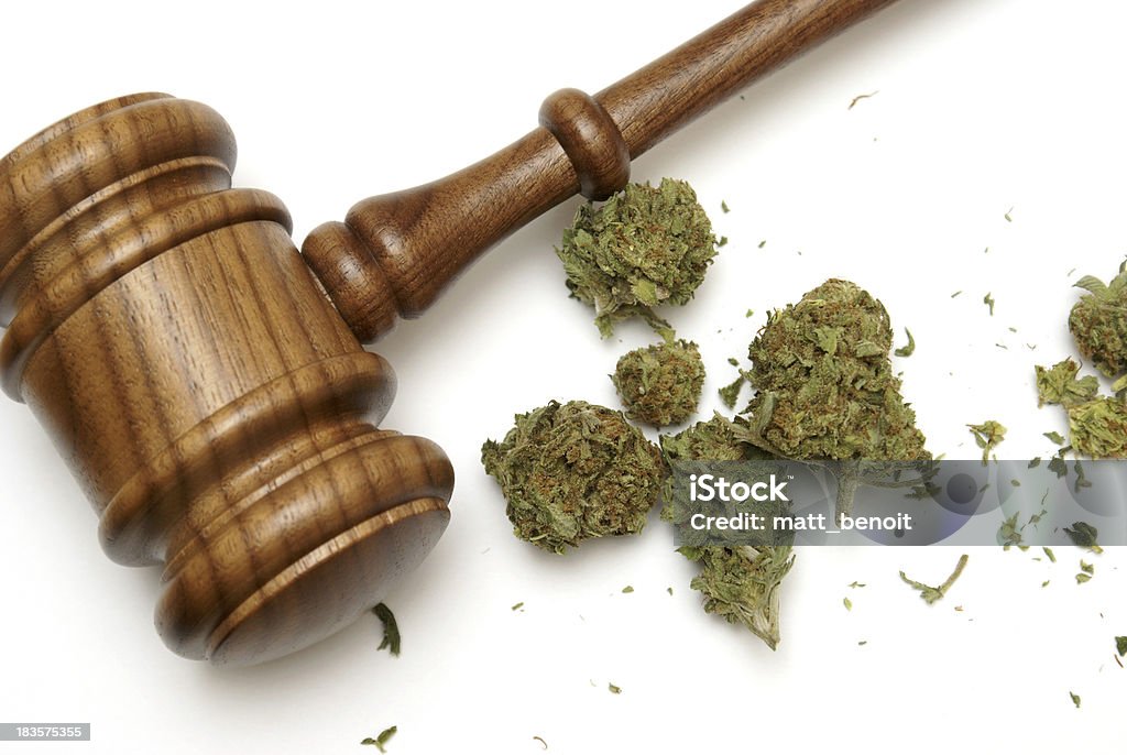 Ley y marihuana - Foto de stock de Cannabis - Narcótico libre de derechos