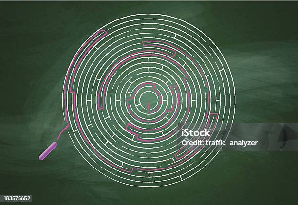 복잡한 미로찾기 Over 칠판 녹색에 대한 스톡 벡터 아트 및 기타 이미지 - 녹색, 미로찾기, 분홍