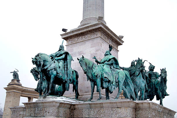 istock the statues of Hungarian kings 183582544
