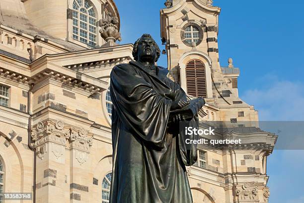 Martin Lutherstatue In Dresden Stockfoto und mehr Bilder von Alte Geschichte - Alte Geschichte, Bibel, Bildhauer