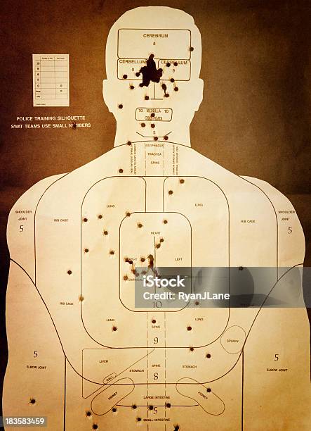 Rustikale Shooting Range Target Stockfoto und mehr Bilder von Papier - Papier, Zielscheibe, Abfeuern