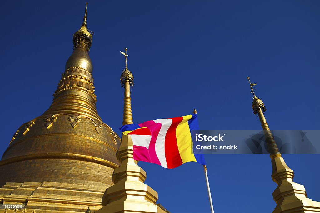 Tachileik Tempio di Shwedagon in Birmania - Foto stock royalty-free di Asia