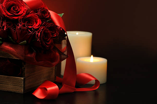 istock Roses in a wooden box 183584024
