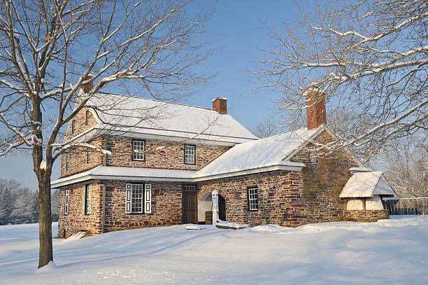 istock Farmhouse in Winter 183584092