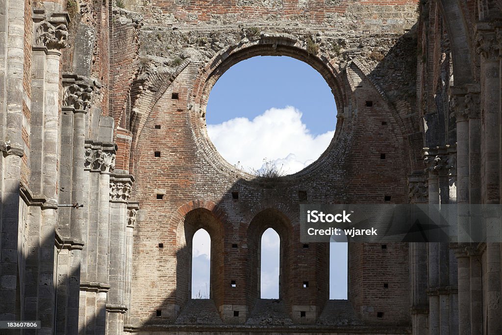 Abbazia di San Galgano - Foto stock royalty-free di Abbazia