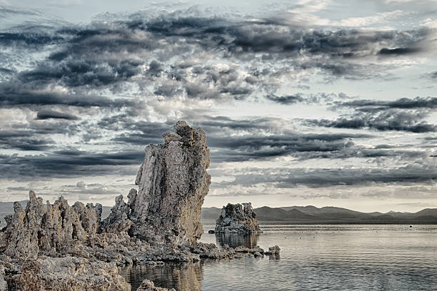 istock Sunrise Reflected In Rocks at Mono Lake 183611943