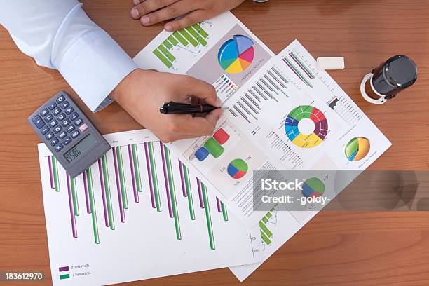 Criar Um Plano De Negócios - Fotografias de stock e mais imagens de Borracha - Material de Escritório - Borracha - Material de Escritório, Caderno de notas, Calculadora