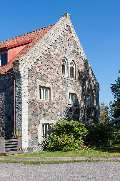 istock Facade of old house 183617231