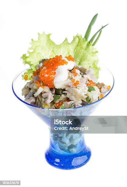 Photo libre de droit de Salade De Crevette Avocat Tomates Caviar De Saumon banque d'images et plus d'images libres de droit de Aliment