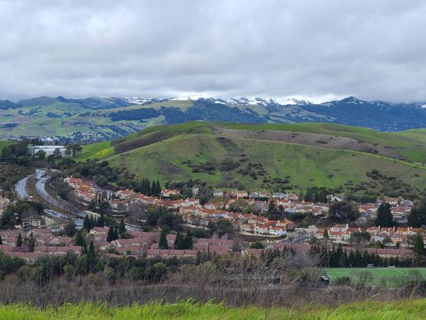 istock Snowfall along the Diablo Range near San Ramon, California 1836427006