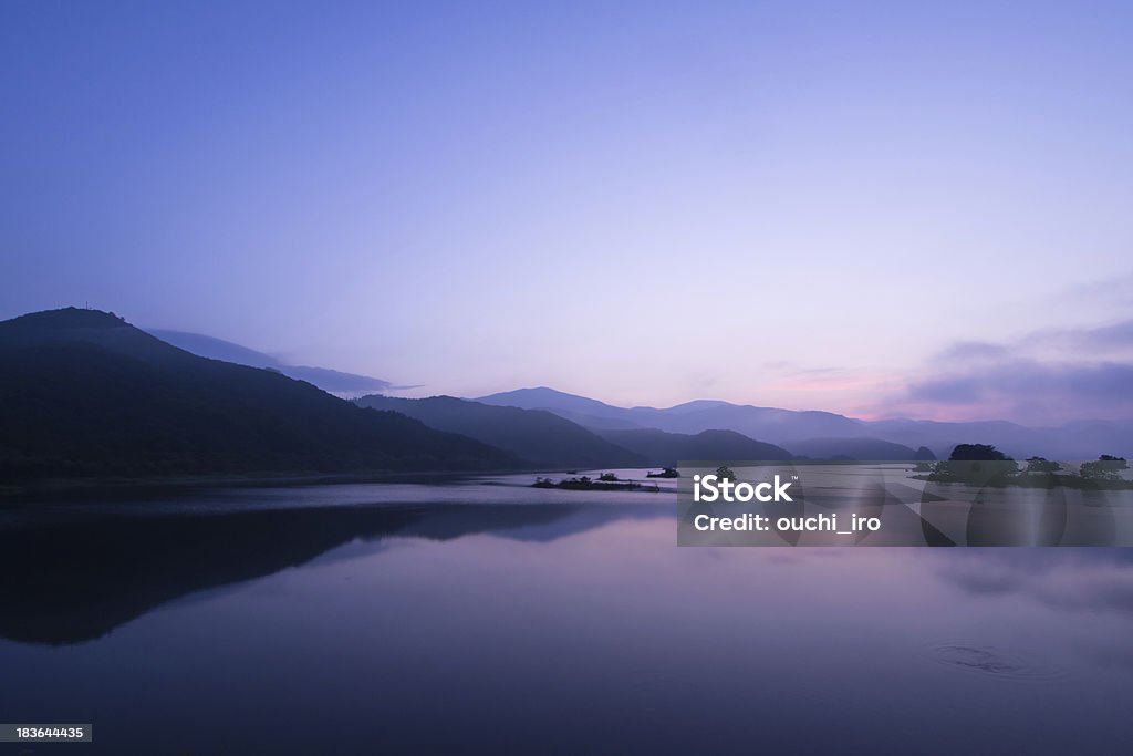 Tiempo de daybreak azul - Foto de stock de Lago libre de derechos