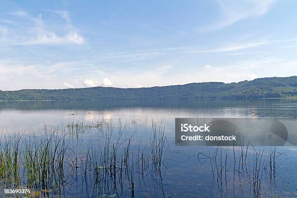 Laacher Ver Renania Palatinado De Alemania Europa Foto de stock y más banco de imágenes de Aire libre