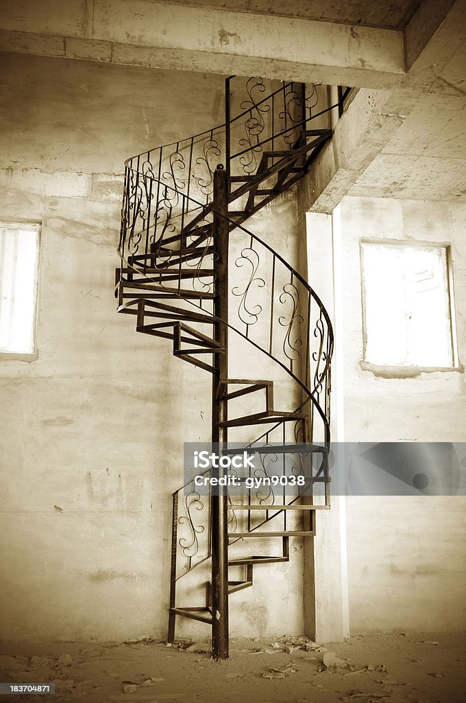 Escalera en espiral - Foto de stock de Abstracto libre de derechos