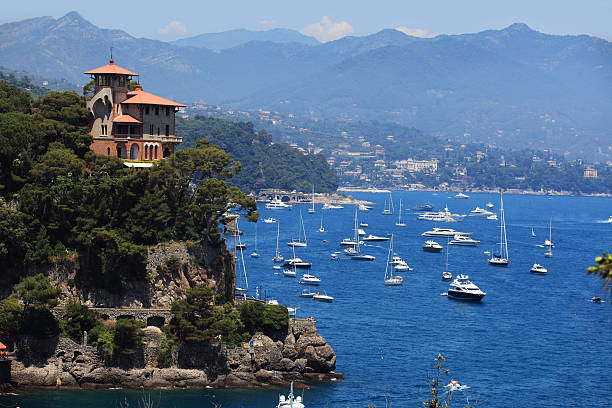 istock Bay of Portofino 183751685