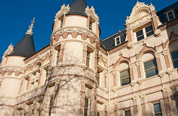 istock Historic county courthouse built in 1895 183751964