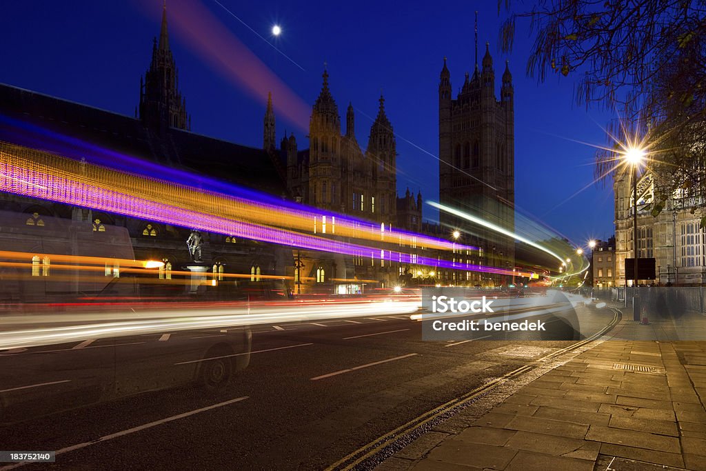 , Casas do Parlamento em Londres, Inglaterra, Reino Unido - Foto de stock de Calçada royalty-free