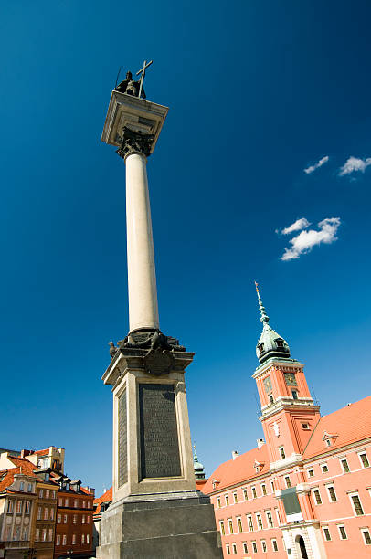 istock Royal Castle and King Zygmunt Column 183755343