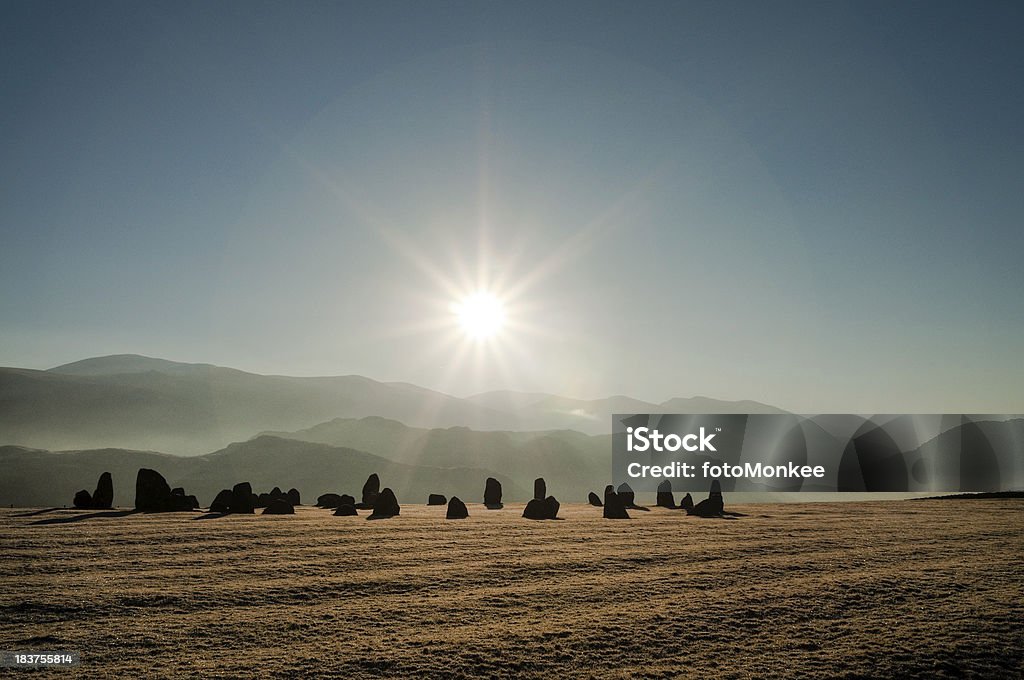 Sunrise over círculo de piedras de Castlerigg, Keswick, lago DIstrict, Cumbria, Reino Unido - Foto de stock de Círculo de piedras de Castlerigg libre de derechos