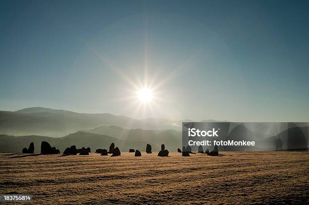 Wschód Słońca Nad Castlerigg Stone Circle Keswick Lake District Cumbria Wielka Brytania - zdjęcia stockowe i więcej obrazów Castlerigg