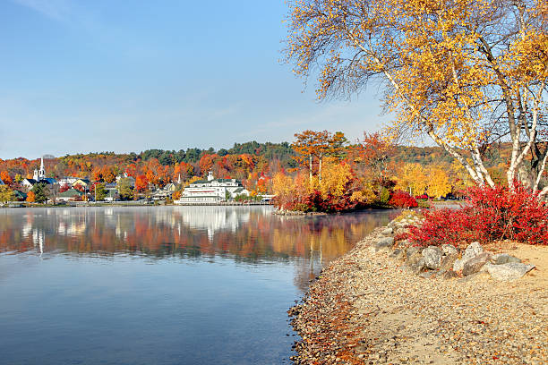 istock Lake Winnipesaukee in Autumn 183756363