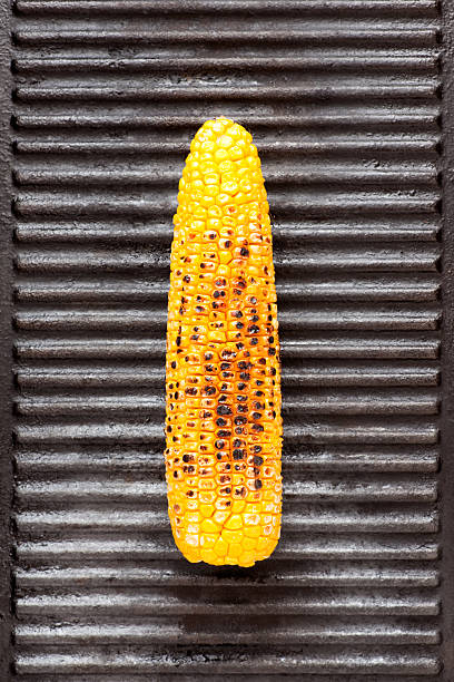 grillowany kukurydza - grilled corn vegetable corn on the cob zdjęcia i obrazy z banku zdjęć