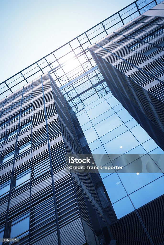 Bâtiment moderne en verre de l'architecture de la façade de l'hôtel - Photo de Acier libre de droits