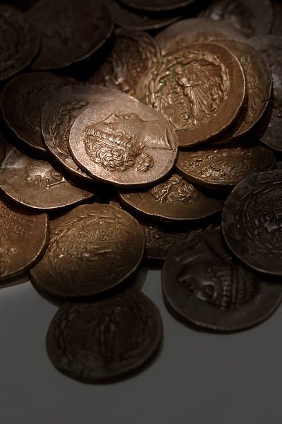 앤시언트 동전 메트로폴리스 antioch 박물관 - coin roman ancient rome 뉴스 사진 이미지