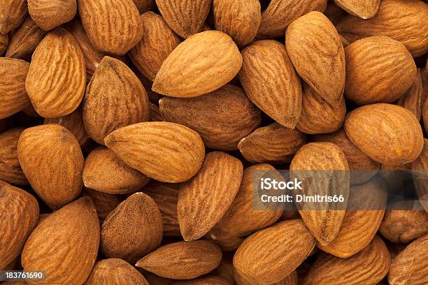 Fondo De Almendra Foto de stock y más banco de imágenes de Alimento - Alimento, Almendra, Color - Tipo de imagen