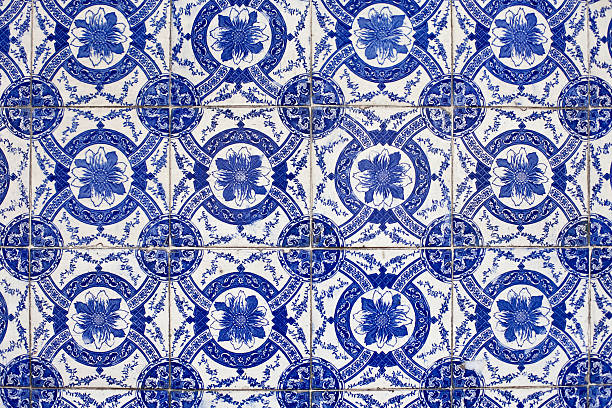 istock Azulejos , old Lisbon tiles 183762197