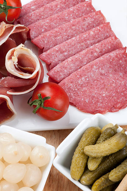 rodajas de carne delicatessen - fattest fotografías e imágenes de stock