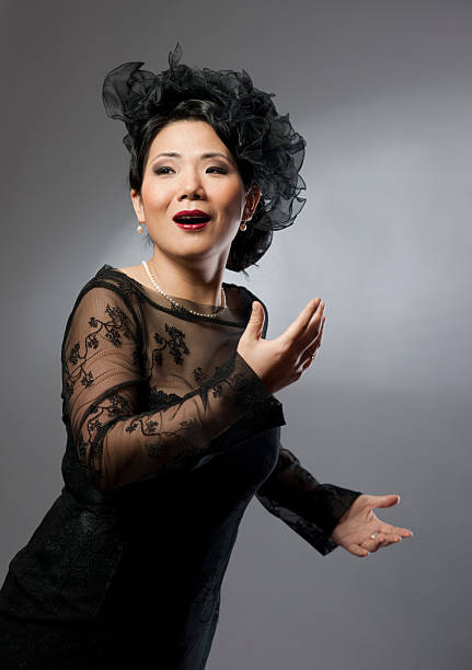 Chinses Opera Singer 50+ Chinese Opera Singers Stock Photos, Pictures & Royalty-Free Images ...