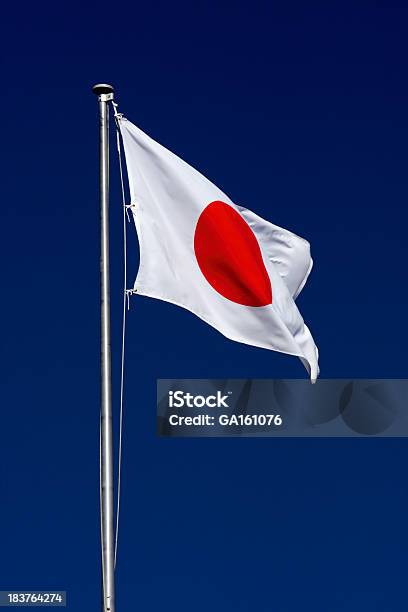 Bandeira Do Japão Em Céu Azul - Fotografias de stock e mais imagens de Bandeira do Japão - Bandeira do Japão, Bandeira, Japão