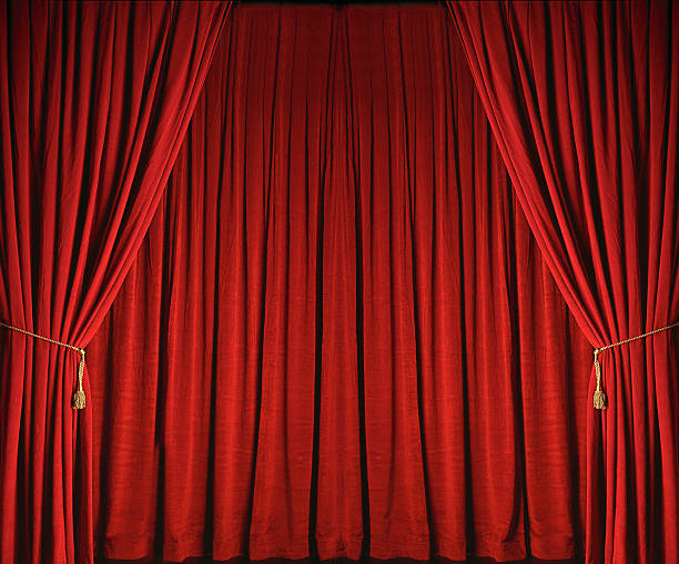 rideaux de scène de théâtre rouge - curtain tie photos et images de collection